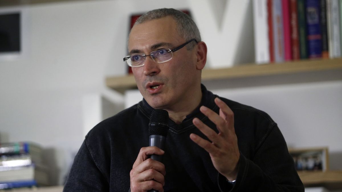 Chodorkovskij a Kasparov na seznamu cizích „agentů“